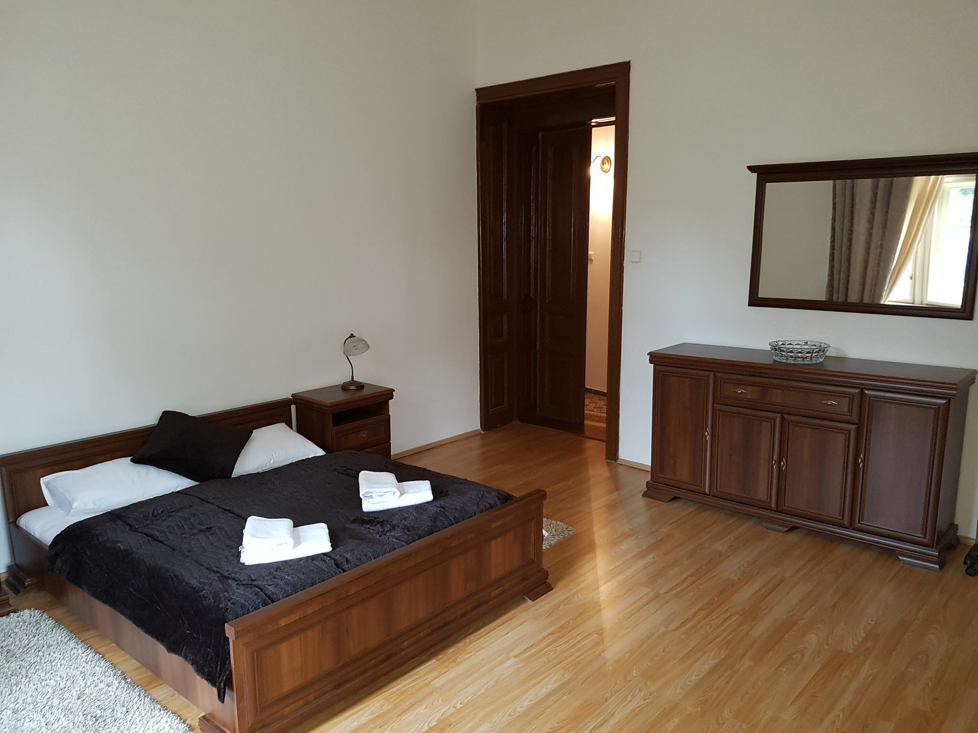 Villa Sofia Apartments 카를로비바리 외부 사진